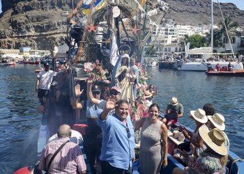 Devoción y festejo en la procesión marítima de la Virgen del Carmen de Playa de Mogán