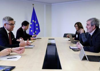 Canarias plantea a la UE un despliegue “significativo” de Frontex en las islas con medios aéreos y marítimos