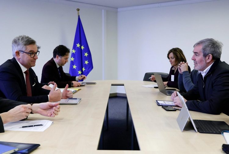 Canarias plantea a la UE un despliegue “significativo” de Frontex en las islas con medios aéreos y marítimos