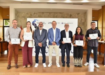 Aenaga reconoce a cinco empresas de la Zona Industrial de Arinaga por sus buenas prácticas