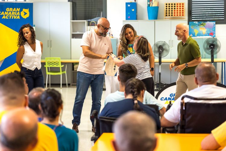 Cincuenta y dos personas con diversidad funcional del municipio finalizan un curso de actividad física