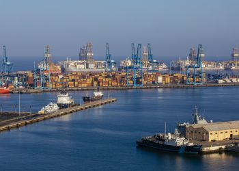 Los Puertos de Las Palmas mueven más de 24 millones de toneladas hasta agosto, un 16,6% más que en 2024