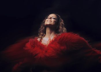 Pastora Soler celebra en El Pino sus 30 años sobre los escenarios