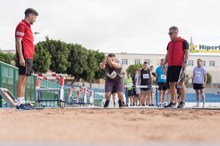 Más de 500 personas participan en las pruebas para optar a 10 nuevas plazas de Policía Local de Santa Lucía de Tirajana