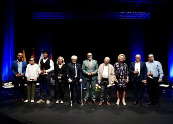 El alcalde de Santa Lucía defiende el orgullo de ser de una ciudad moderna que valora su identidad e historia