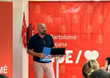 El PSOE de San Bartolomé de Tirajana acusa al gobierno local de “mercantilizar” la playa de Maspalomas