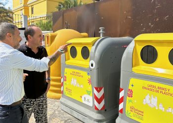 Los nuevos contenedores de envases y plásticos llegan a San Fernando de Maspalomas