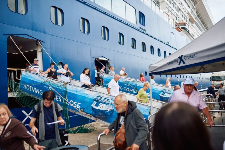 La nueva Terminal de Cruceros del Puerto de Las Palmas entra en funcionamiento con la escala del Celebrity Apex