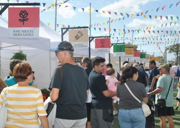 El Ayuntamiento organiza la Feria de Comercio ‘Mas Comercio SBT’