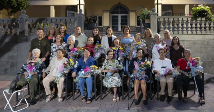 Mogán reconoce y visibiliza a trece vecinas del sector primario el Día Internacional de las Mujeres Rurales