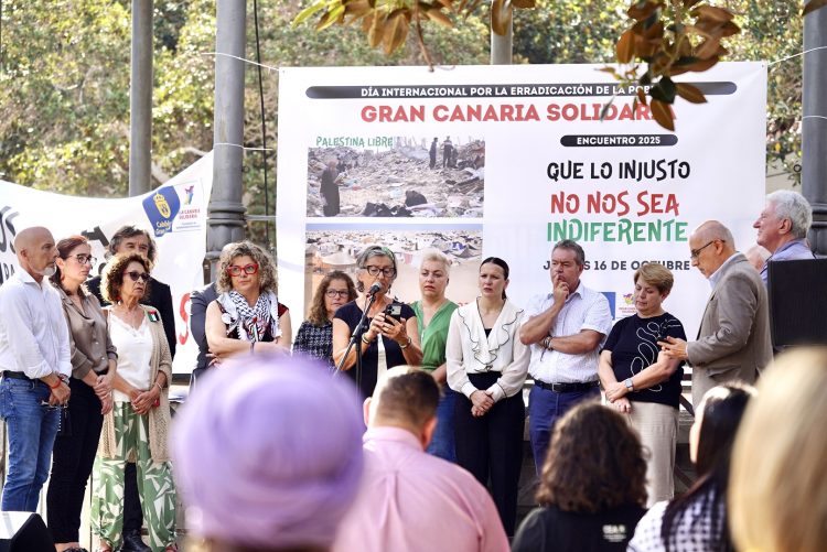 El IES Doctoral abre Gran Canaria Solidaria con un espectáculo que denuncia el genocidio en Gaza