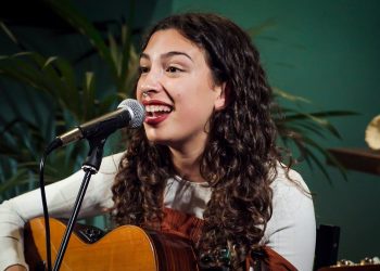 Salomé Moreno propone una velada musical intimista en el Museo de Historia