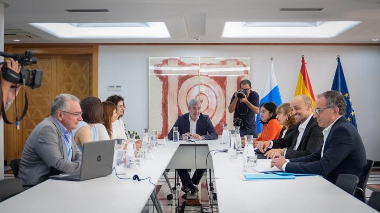 El Gobierno aumenta en un 8,35% su aportación a las dos capitales canarias en los Presupuestos de 2026