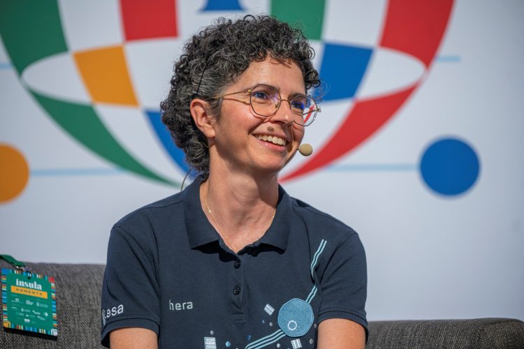 Julia de León (IAC): “Los asteroides más grandes identificados no tienen ningún peligro de impacto con la Tierra en los próximos siglos”