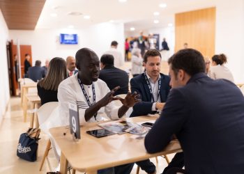 Proexca acompaña a empresas e instituciones de África y expone sobre cómo licitar en Africagua 2025