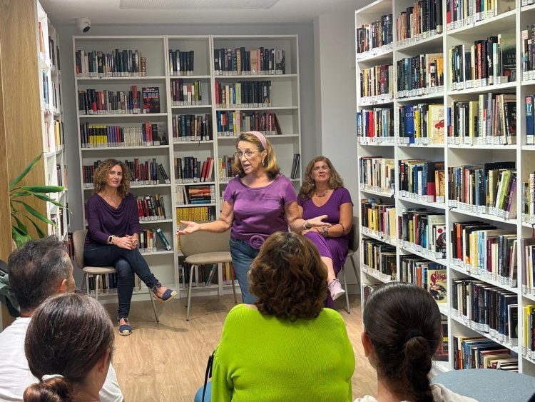 La Biblioteca Agustín Ramírez Alemán de El Carrizal refuerza su mensaje contra la violencia de género