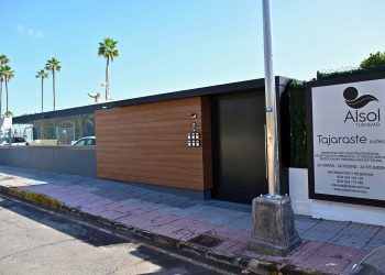 Urbanismo autoriza la renovación del complejo Tajaraste, una inversión de 687.000 euros que moderniza 34 bungalows