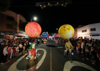 Las calles del municipio de Agüimes dan la bienvenida a la Navidad con una ‘Fiesta de la luz’