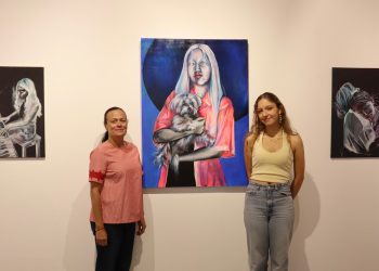 Irene Hidalgo muestra en Maspalomas su pintura silenciosa e introspectiva