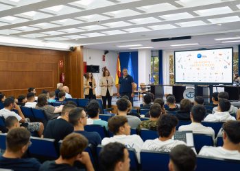 La Fundación Puertos de Las Palmas inicia el proyecto “Un Puerto Abierto a Todos” con una jornada formativa en el IFP Marítimo-Pesquero