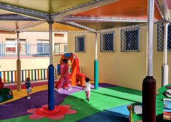 La Escuela Infantil Sarantontón estrena nuevo parque de juegos y aula de lactantes