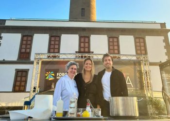 El Faro de Maspalomas reúne a Pepa Muñóz y Matteo Ciarpaglini en un showcooking que celebra los sabores de la isla