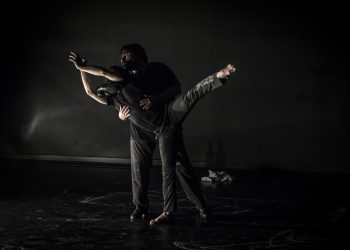 El cuerpo como un lienzo: ‘Tríptico #2’ celebra la hibridación de la danza contemporánea en el Guiniguada