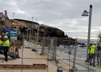 Avanzan las obras de los nuevos aseos públicos del Risco Verde, previstos para primavera