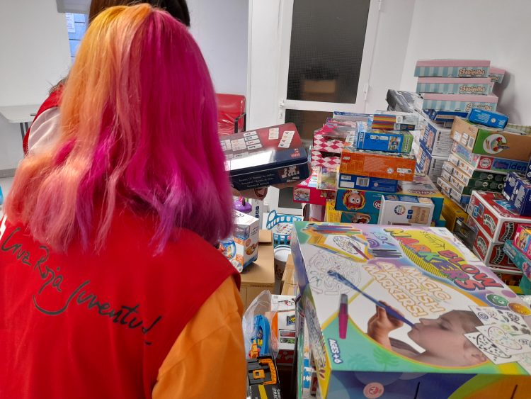 Cruz Roja Juventud promueve ‘El Juguete Educativo’ para garantizar el derecho al juego de niños y niñas en situación de vulnerabilidad