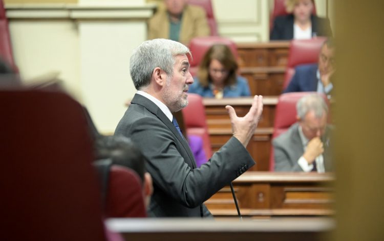 Clavijo asegura que el Gobierno no permitirá que Canarias pierda sus derechos ni en España ni en Europa