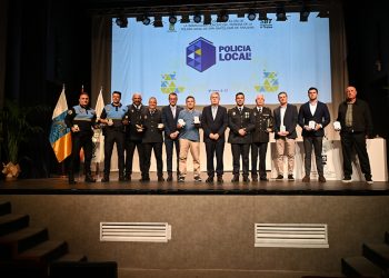 San Bartolomé de Tirajana honra la entrega y trayectoria de su Policía Local