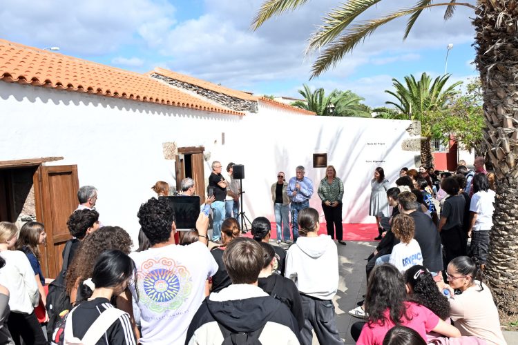 Jóvenes de los IES Amurga y Támara usan el arte contra la violencia de género