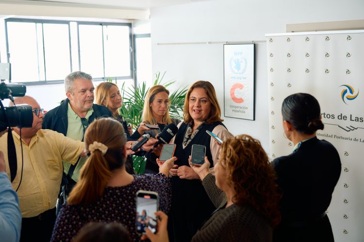 La Autoridad Portuaria de Las Palmas brinda con los medios por un 2025 de récord y fija las prioridades para 2026