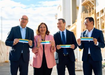 El Puerto de Las Palmas da un salto estratégico con la inauguración de la prolongación del Muelle de la Esfinge, clave para operar grandes buques energéticos