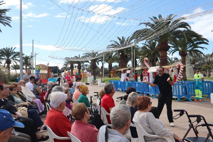 Los mayores también disfrutan de las Navidades del Mundo