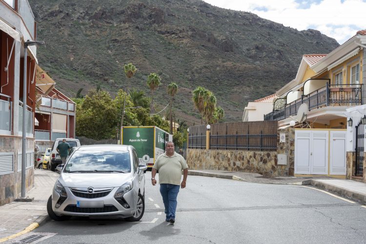 El Ayuntamiento de Mogán renueva el alumbrado de El Cercado con 85 luminarias LED