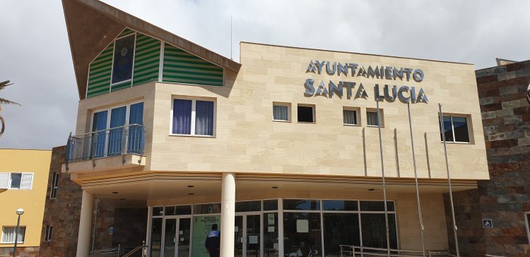 LOS SINDICATOS DENUNCIAN LA FALTA DE RIGOR Y RESPETO DEL SR. ALCALDE DEL AYUNTAMIENTO DE SANTA LUCIA, EN EL DIÁLOGO SOCIAL CON LOS SINDICATOS