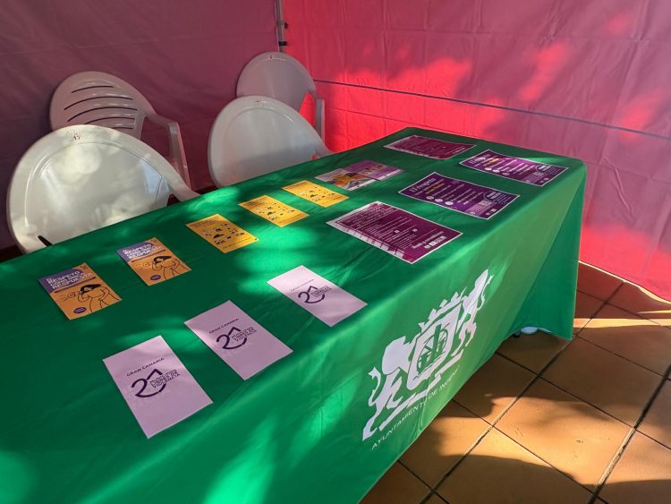 La nueva infraestructura violeta debuta durante la Noche Joven de las Fiestas de La Candelaria como símbolo de prevención y acompañamiento