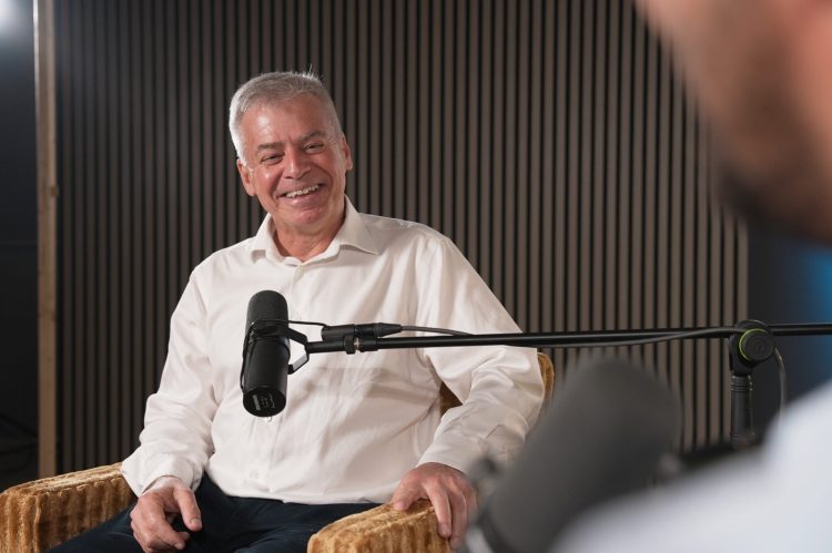 Calixto Herrera: “Enseñar a mirar a la muerte cara a cara te permite tener una vida plena”