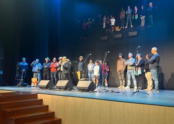 La cantera del verso improvisado toma el escenario del Federico García Lorca