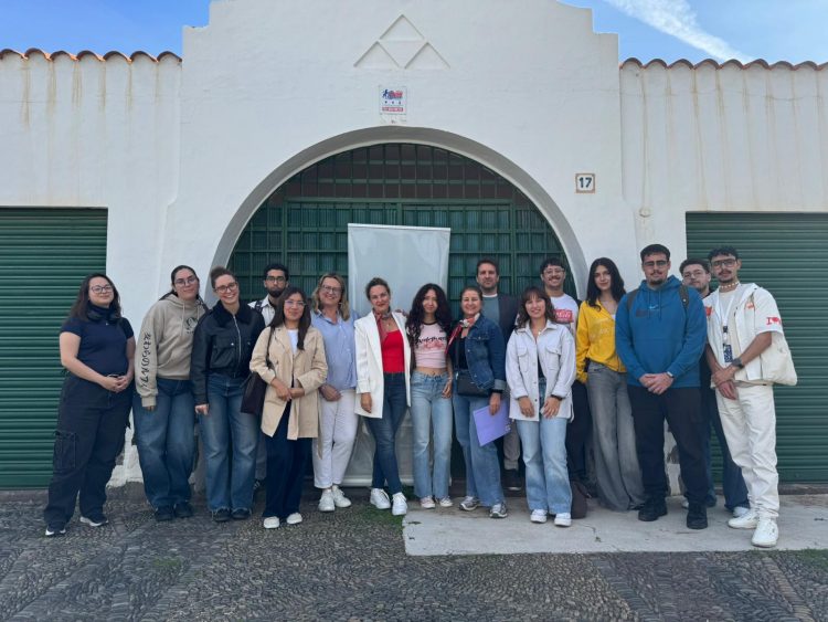 Telde impulsa la empleabilidad juvenil con un acuerdo entre el IES El Calero y la Zona Comercial Abierta de San Gregorio