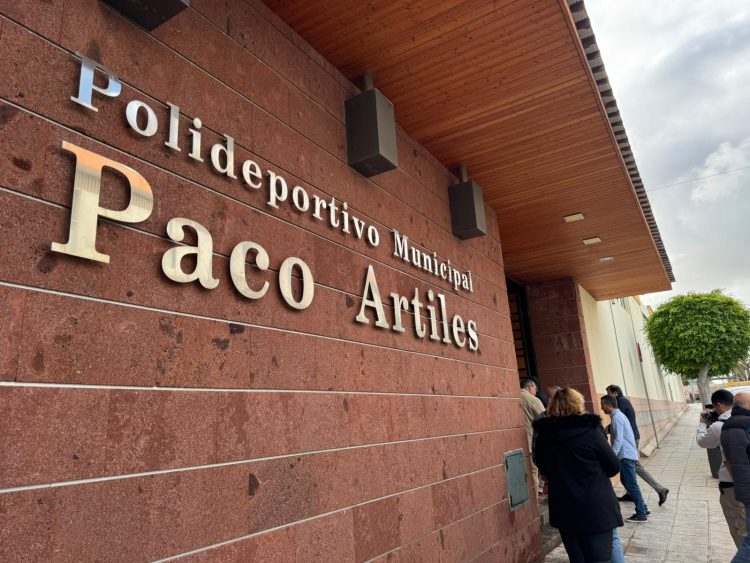 El Polideportivo Paco Artiles abrirá sus puertas después de cinco años