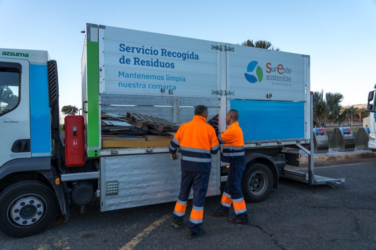 El servicio municipal de recogida de enseres y trastos de Santa Lucía realizó casi cuatro mil intervenciones en 2025