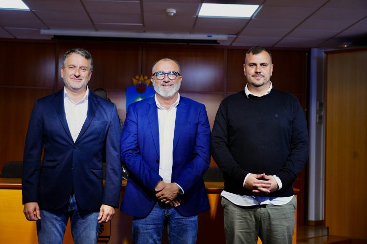 El alcalde reorganiza el gobierno municipal tras las negociaciones con el PSOE y Unidos por Gran Canaria