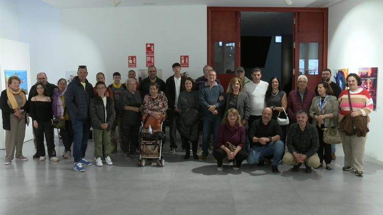 Talento joven y calidad artística en la nueva muestra del aula de Artes Plásticas de la Escuela de la SMVI