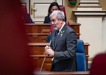 Fernando Clavijo reclama a la oposición que se siente a negociar y no boicotee el Decreto Canarias