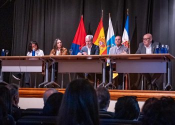 Clavijo apuesta por la ‘Canarias de los cuidados’ en la presentación de un proyecto para atender a mayores en zonas rurales