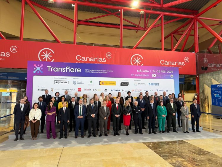 Canarias despliega su proyección innovadora en Málaga Transfiere