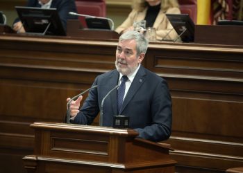 Clavijo resalta los avances en “una Canarias para los canarios” pese al parón estatal y la convulsión mundial