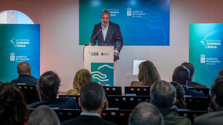 El Gobierno presenta la primera Estrategia Canarias-África con la colaboración de más de 100 entidades